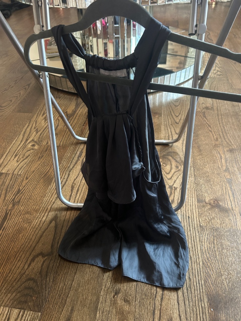 Women’s Black Fashion elegant scarf top
